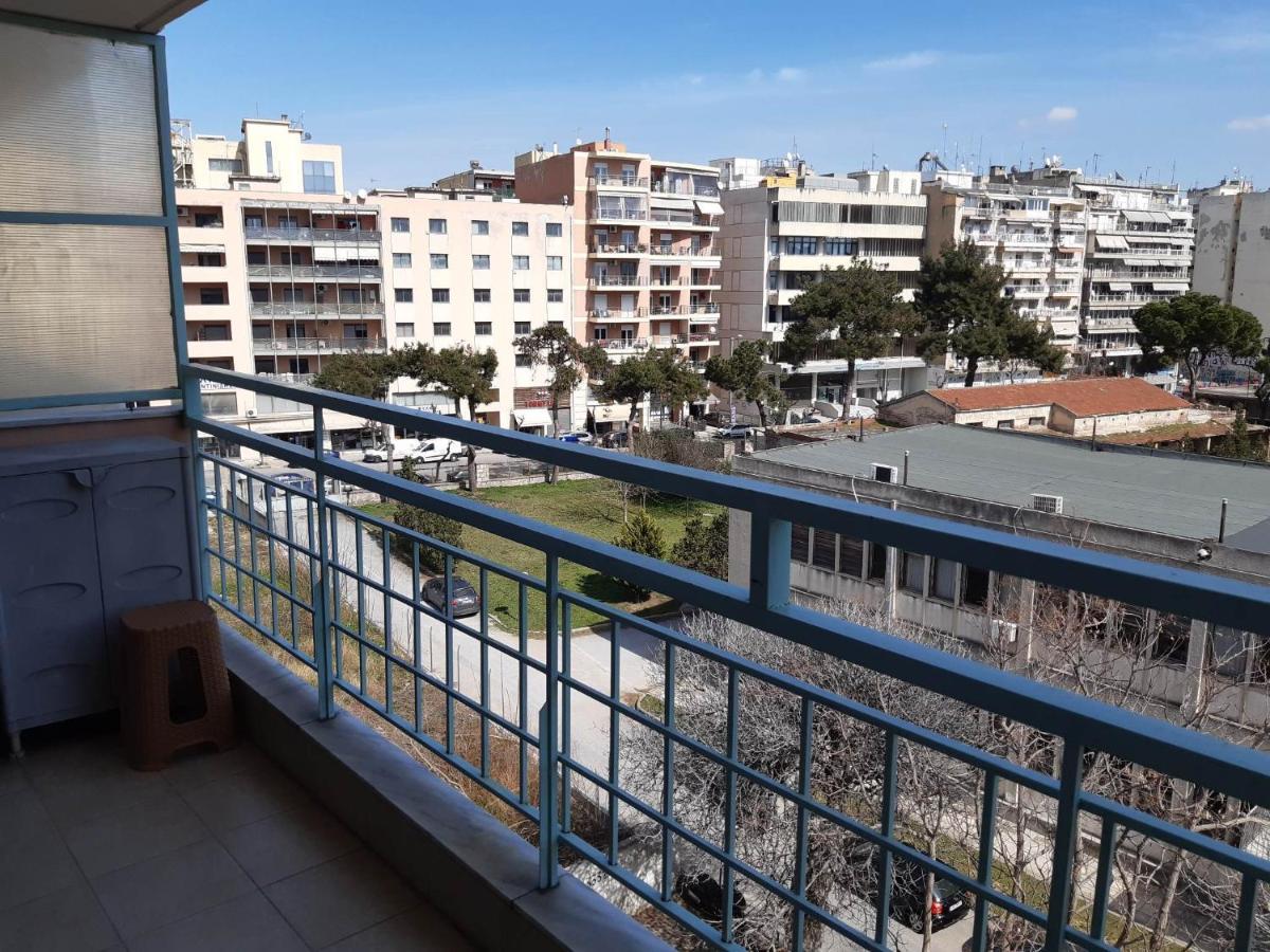 Eclectic Living {Free Parking} Apartment Солун Екстериор снимка